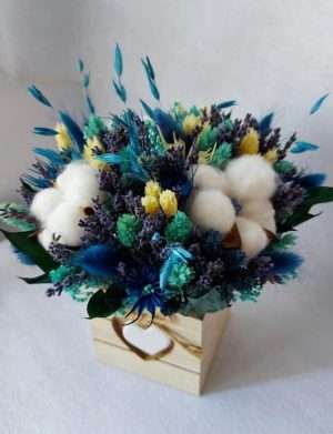 Aranjament cadou cu flori uscate, Buchet Albastru, tonuri albastru-turcoaz, 12×15 cm – AMB207007