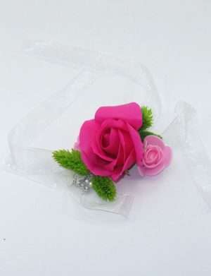 Bratara corsaj domnisoare de onoare, trandafiri roz si verdeata – ILIF208054