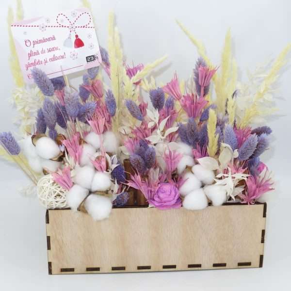 Aranjament cadou cu flori naturale uscate in cutie de lemn ILIF302023 4
