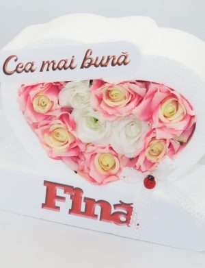 Aranjament floral cadou pentru Fina, cu trandafiri de matase – ILIF302024