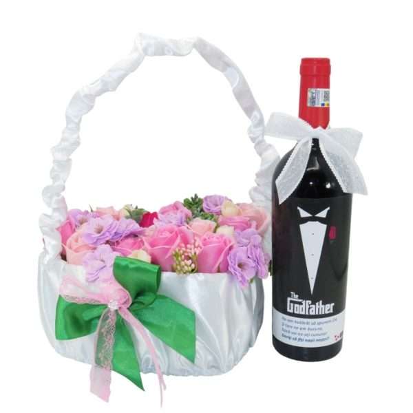 Cadou Cerere Nasi Cununie sticla vin personalizata & cos cu flori ILIF402010 (3)