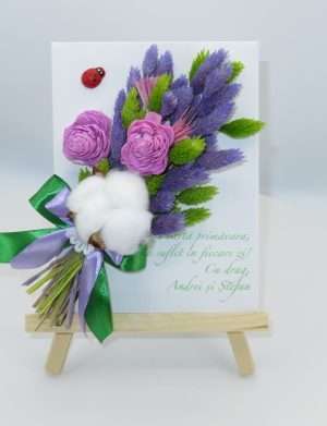 Mini tablou cu stativ, decorat cu flori uscate si mesaj, mov-verde – ILIF303053