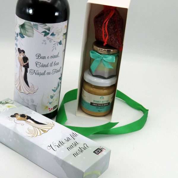 Cadou Cerere Nasi Cununie sticla vin personalizata & cutiuta cadou ILIF402009 (7)