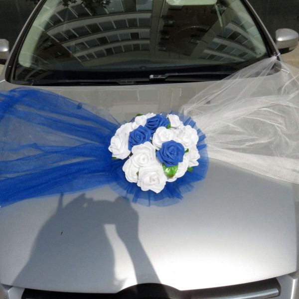Decor masina pentru nunta cu tulle si trandafiri din spuma, albastru ILIF309052 (4)