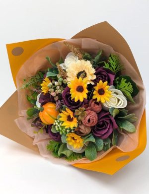Buchet cadou cu flori de sapun, Toamna 1, galben-mov – DSPH310019