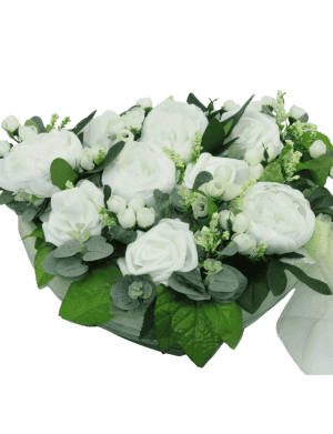 Decor masina pentru nunta, inima decorata cu bujori si trandafiri – verde & alb – ILIF306002