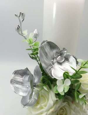 Lumanare nunta – aniversare 25 ani, model deosebit cu flori de matase, alb-argintiu – PRIF307164