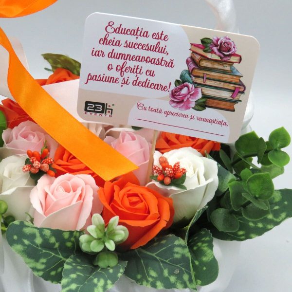 Aranjament cadou pentru cadre didactice, cu flori de sapun in cosulet, multicolor ILIF310042 (5)