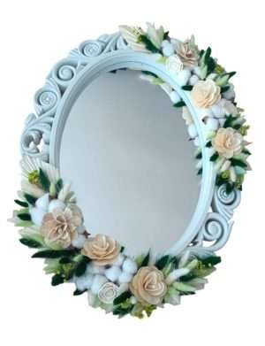 Oglinda miresei, forma ovala in stil victorian, lucrata cu flori uscate, model alb verde FEIS406010 (1)