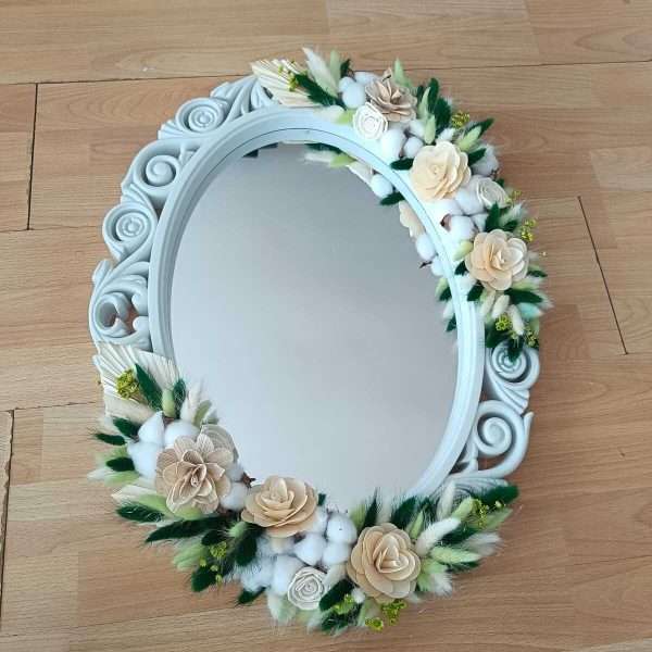 Oglinda miresei, forma ovala in stil victorian, lucrata cu flori uscate, model alb verde FEIS406010 (4)