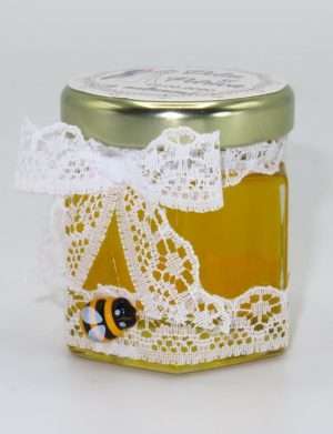 Marturii dulci cu miere, model handmade Eleganta – alb, borcan 50 gr – DSBC1643