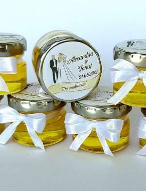 Marturii dulci cu miere, model handmade Iubire – alb nunta si botez, borcan 30 gr – DSBC006