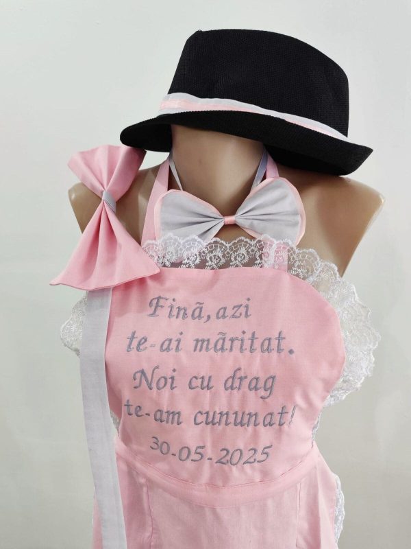Set dezgatit mireasa 4 piese, model roz cu fluturasi Personalizat, palarie neagra si fundita ODIS181 (4)