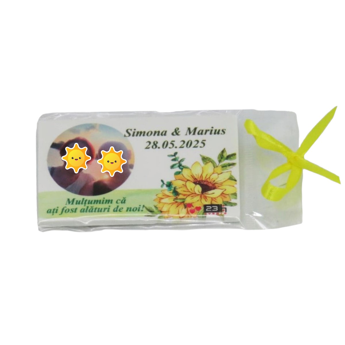 Marturie nunta personalizata, tematica floarea soarelui, 80x45mm, cu magnet ILIF202041 (2)