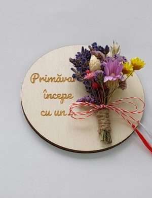 Marturie lemn cu magnet, pesonalizata si decorata cu lavanda si flori uscate, AMB203006