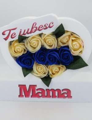Aranjament cadou pentru mama, cu trandafiri de sapun – ILIF203004