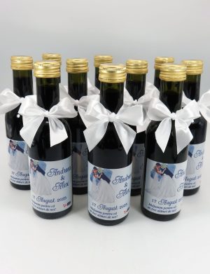 Marturie nunta Sticluta de Vin personalizata, silueta miri 2 – ALIF203036