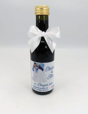 Marturie nunta Sticluta de Vin personalizata, silueta miri 2 – ALIF203036