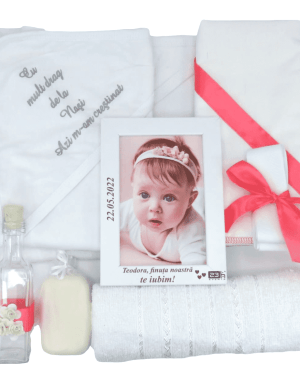 Trusou botez fetita, cu rama foto personalizata, corai – ILIF205077