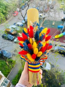 Read more about the article Lumânări de botez – simbol și eleganță în ziua cea mare