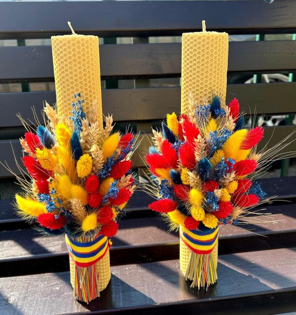 Lumanare nunta/botez, ceara naturala galbena, plante uscate tricolor - AMB207005 - Image 2