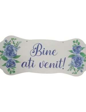 Pancarta nunta, Bine ati venit, flori albastre, dim. 75×30 cm – ILIF209002