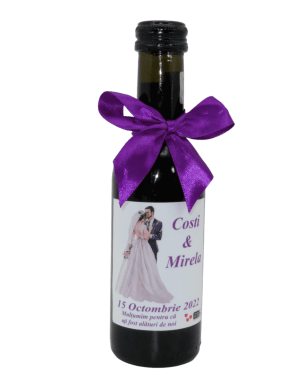 Marturie nunta, Sticluta de Vin personalizata, fundita mov – ILIF210010