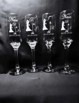 Set 4 pahare nunta, personalizate prin gravura, Miri & Nasi, din Sticla – KLTM210024