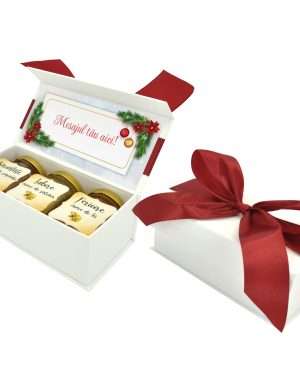 Cadou dulce, cutie cu 3 borcanele de miere, inchidere magnetica si mesaj personalizabil, tematica Craciun – DSBC211022