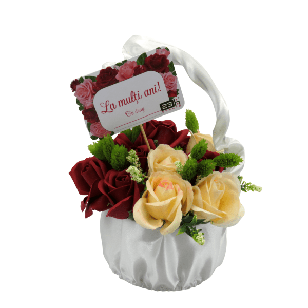 Aranjament cadou cu flori de sapun in cosulet rosupiersiciu ILIF302026 1