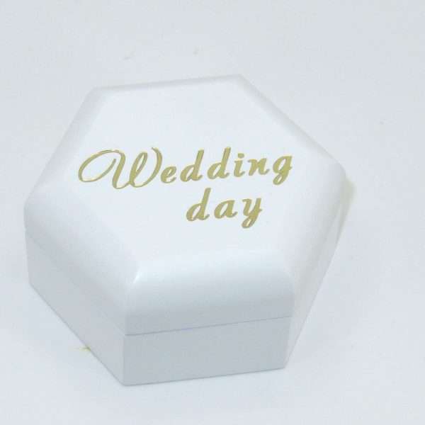 Cutiuta verighete Wedding Day forma hexagonala tema aurie ILIF302029 1