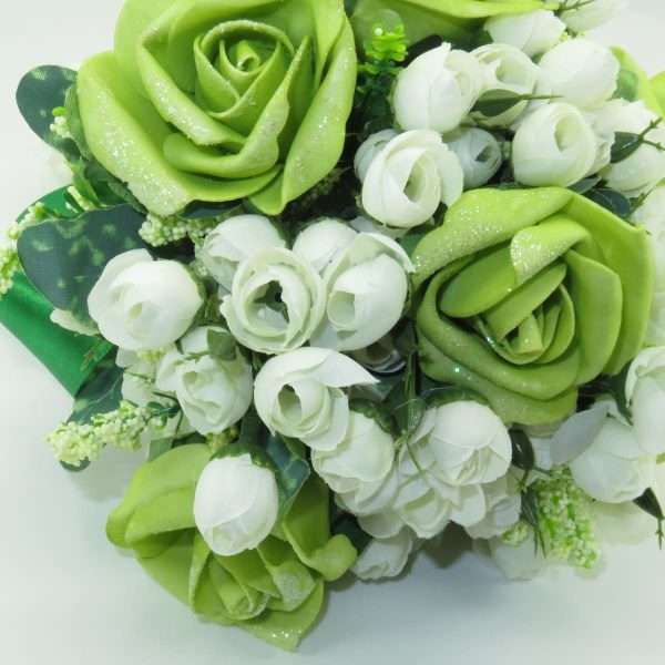 Buchet domnisoara de onoare flori spumamatase alb verde ILIF303055 1
