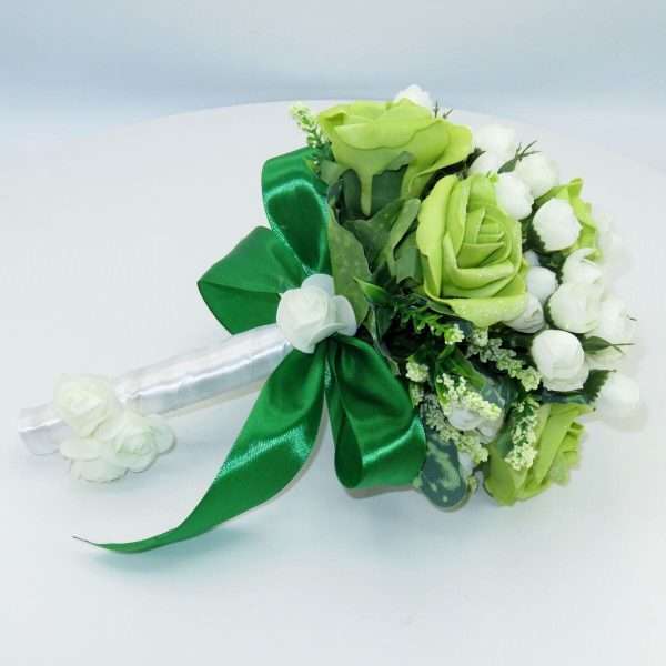 Buchet domnisoara de onoare flori spumamatase alb verde ILIF303055 2