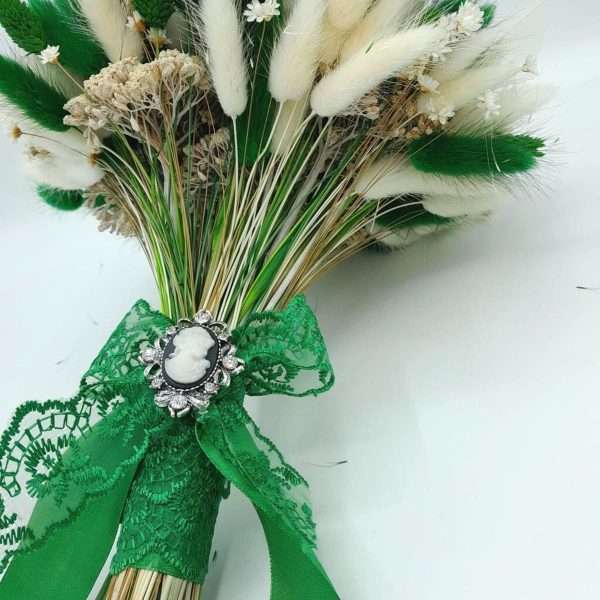 Buchet mireasanasa din flori uscate alb verde FEIS303013 3
