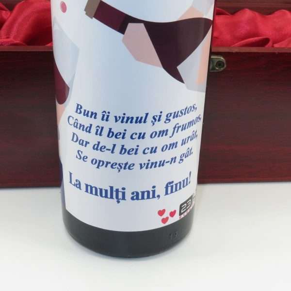 Cadou sticla de vin cu cutie La multi ani Finu ILIF303078 2