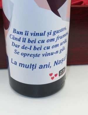 Cadou, sticla de vin cu cutie, La multi ani, Nasu – ILIF303077