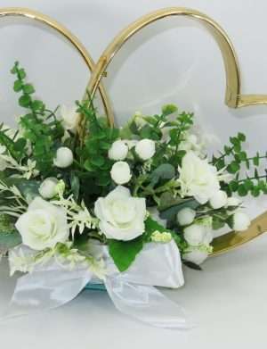 Decor masina pentru nunta, inimioare decorate cu flori, verde & alb – ILIF305059