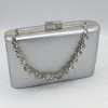 Gentuta tip clutch de culoare argintie ILIF305042 1