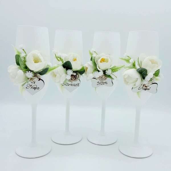 Set 4 pahare nunta pentru miri nasi model deosebit cu flori de matase FEIS305013 1
