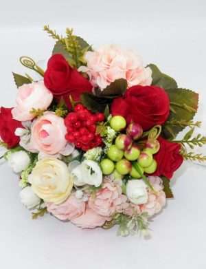 Buchet mireasa cu flori de matase: trandafiri, ranunculus si hortensii – ILIF307157