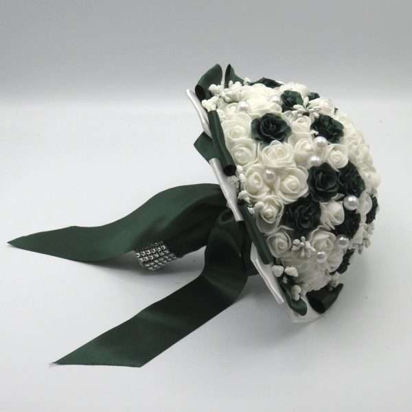 Buchet mireasa cu flori de spuma verde inchis alb ILIF307152 12