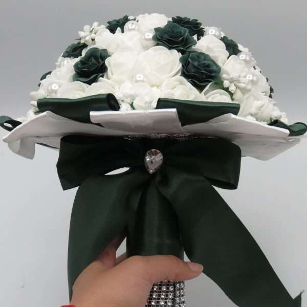 Buchet mireasa cu flori de spuma verde inchis alb ILIF307152 9