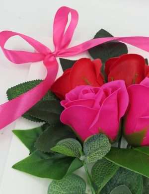 Cadou iubita, tablou tip aranjament floral cu trandafiri de sapun – ILIF307170