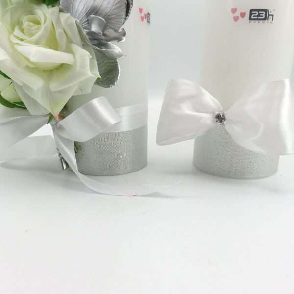Lumanare nunta aniversare 25 ani model deosebit cu flori de matase alb argintiu ILIF307164 9