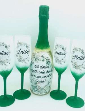 Set Cadou de Casa Noua, sticla spumant si 4 pahare decorate manual, model deosebit – FEIS307003
