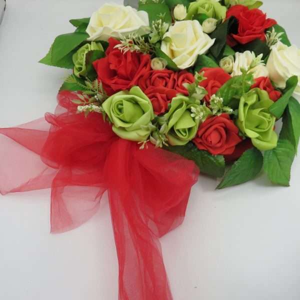 Decor masina pentru nunta aranjament cu flori verde alb rosu ILIF308005 6