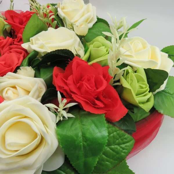 Decor masina pentru nunta aranjament cu flori verde alb rosu ILIF308005 9