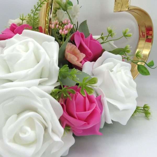 Decor masina pentru nunta verighete decorate cu flori roz ciclam ILIF308057 12