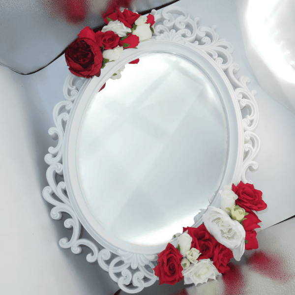 Oglinda miresei, forma ovala in stil victorian, lucrata cu flori de matase, model alb ILIF309049 (3)
