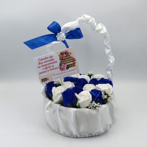 Aranjament cadou pentru cadre didactice, cu flori de sapun in cosulet, albastru regal ILIF310040 (13)